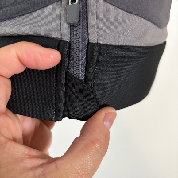 Fabletics Gray and Black Sports Bra Size L - Picture 7 of 8